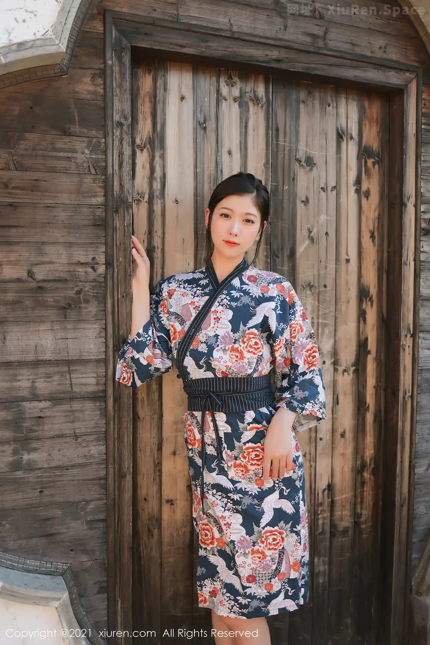 图片[2]-[XiuRen秀人网]VOL.4032 模特李雅柔大理旅拍户外脱绚丽和服露豪乳血滴子遮点诱惑写真51P-秀人网官方网站